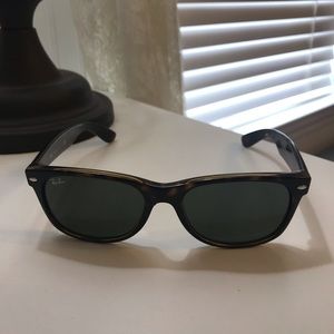 Ray-ban Wayfarer Sunglasses